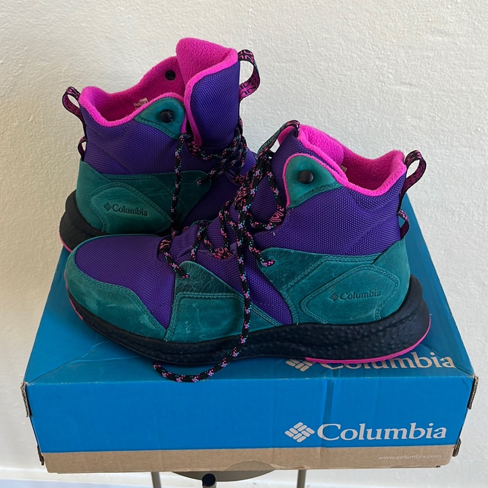 Columbia SH/FT Outdry hiking boot men’s size 10